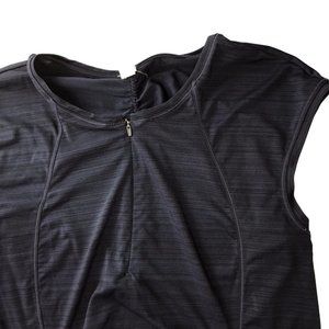 ATHLETA Pacifica 1/2 Zip Cap Sleeve Rash Guard Shirt Short Sleeve Size Women's M